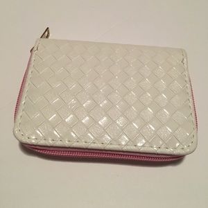 Zip-up Wallet Purse